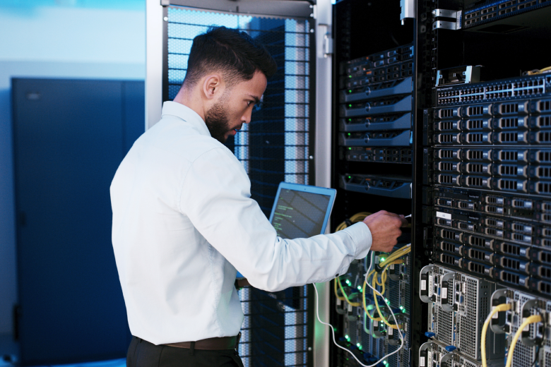 eCycle Solutions technician performing certified data wiping on enterprise hardware in a Canadian ITAD processing facility